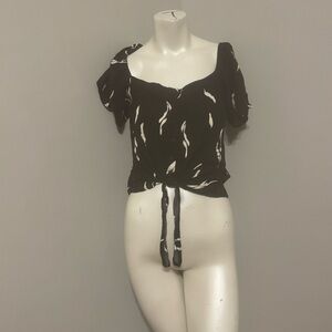 Lush crop Top with tie front black & white. Women’s size SM. Boutique.
